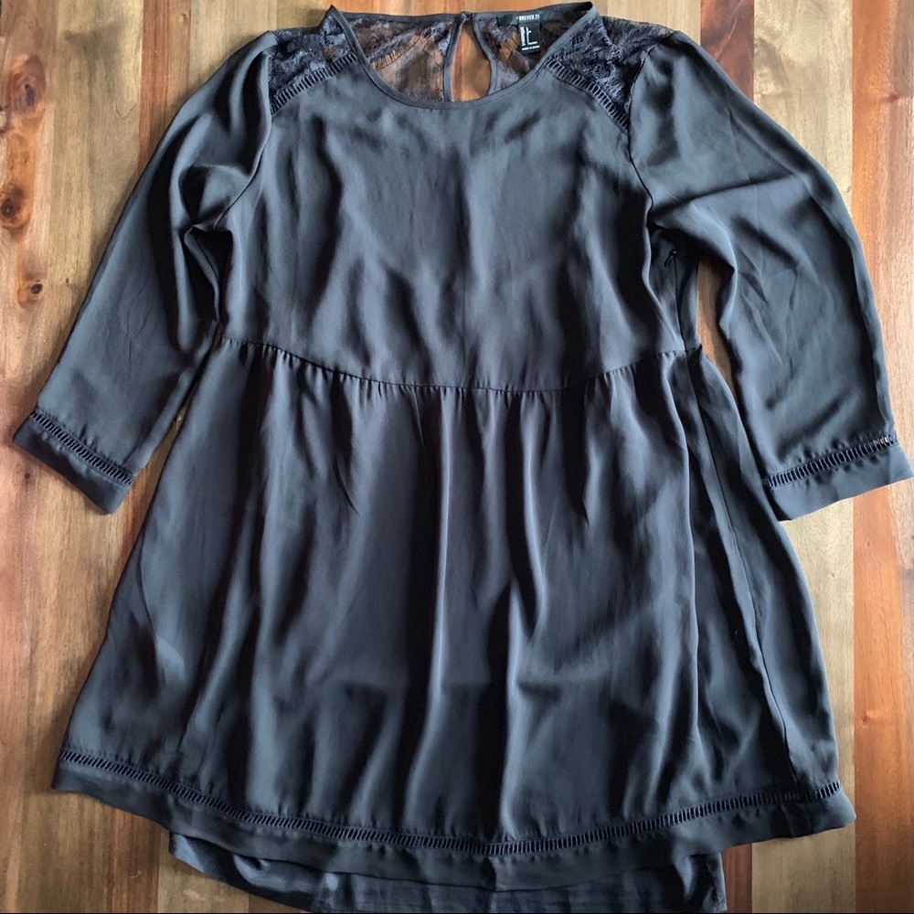 Forever 21 dress - lace